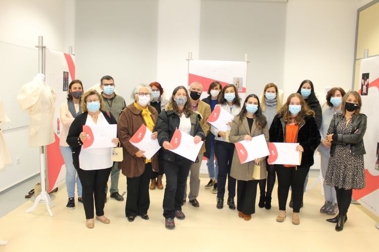 Rádio Regional do Centro: Biblioteca Municipal de Alvaiázere com exposição promovida pela CEARTE