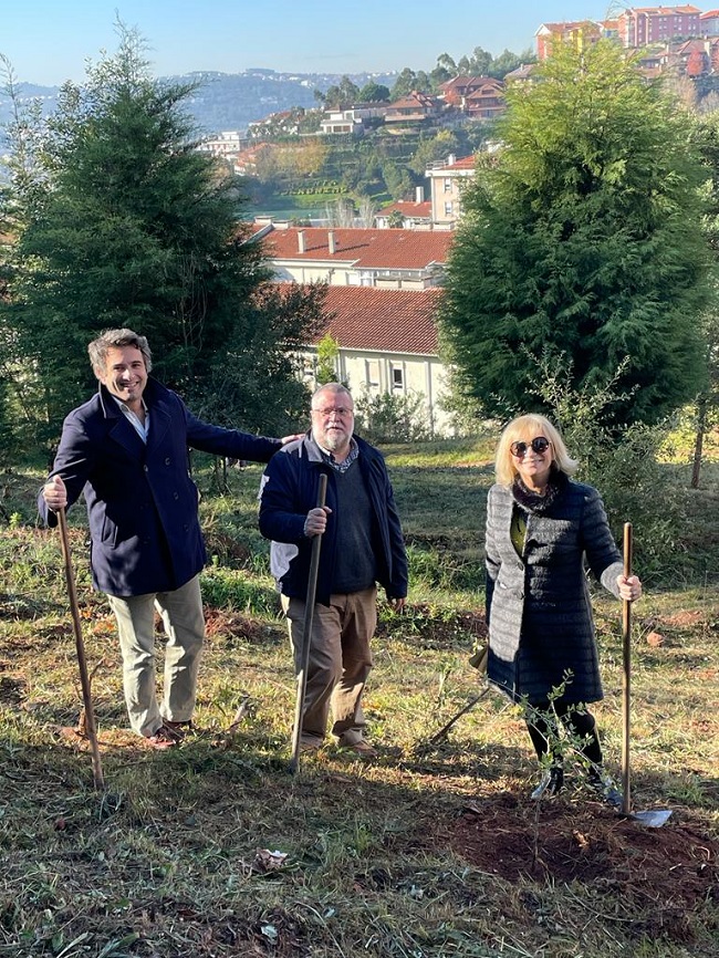Rádio Regional do Centro: CM de Coimbra assinala Dia da Floresta Autóctone com 50 sobreiros e 50 carvalhos