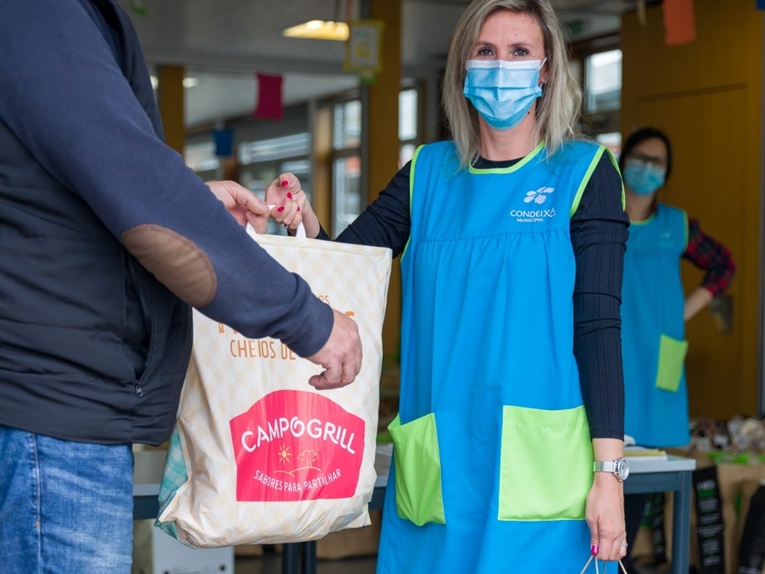 Rádio Regional do Centro: Condeixa: Campanha do pijama solidário recolhe bens de crianças para crianças