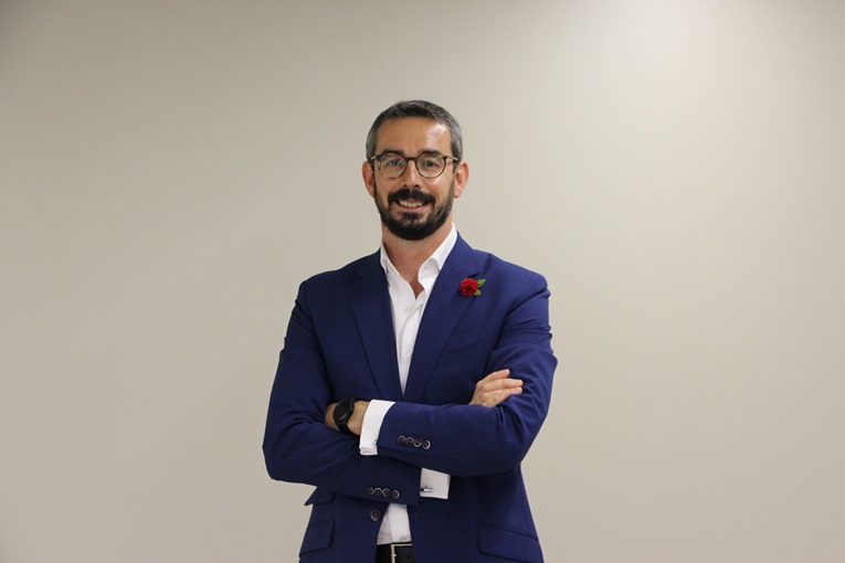 Rádio Regional do Centro: Docente da ESTeSC reeleito presidente da associação europeia de Ciências Biomédicas