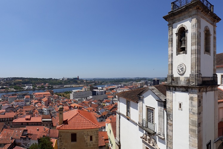 Rádio Regional do Centro: Misericórdia de Coimbra inaugura apartamentos para promover autonomia de jovens