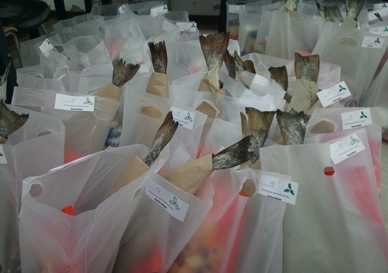 Rádio Regional do Centro: Município de Anadia atribui cabazes de Natal a famílias carenciadas