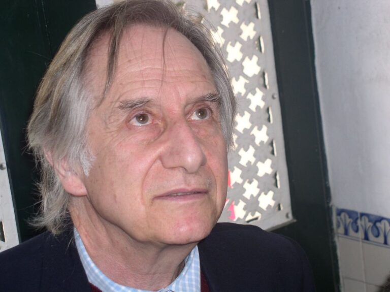 Rádio Regional do Centro: Catedrático de Física da UC João da Providência foi hoje a sepultar