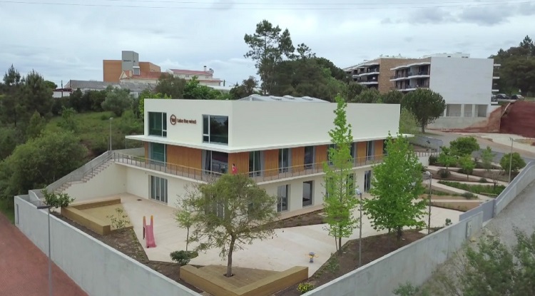 Rádio Regional do Centro: Empresa de Coimbra ‘leva’ pacientes virtuais a mais de 4.000 estudantes no Canadá