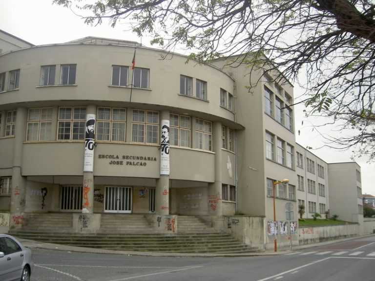 Rádio Regional do Centro: Departamento de Arquitectura faz projecto para a Escola José Falcão em Coimbra