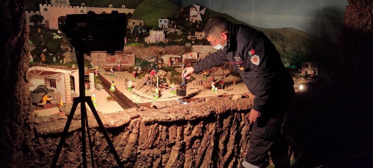 Rádio Regional do Centro: Presépio dos Bombeiros Sapadores de Coimbra inaugurado esta quarta-feira