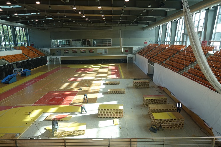 Rádio Regional do Centro: Coimbra: Pavilhão desportivo Mário Mexia vai ter novo pavimento