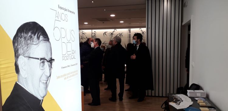 Rádio Regional do Centro: Exposição 75 anos do Opus Dei em Portugal