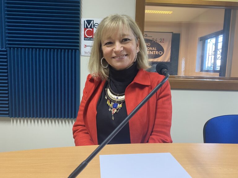 Rádio Regional do Centro: Praça da República – Entrevista a Ana Bastos Rádio Regional do Centro: Praça da República – Entrevista a Ana Bastos