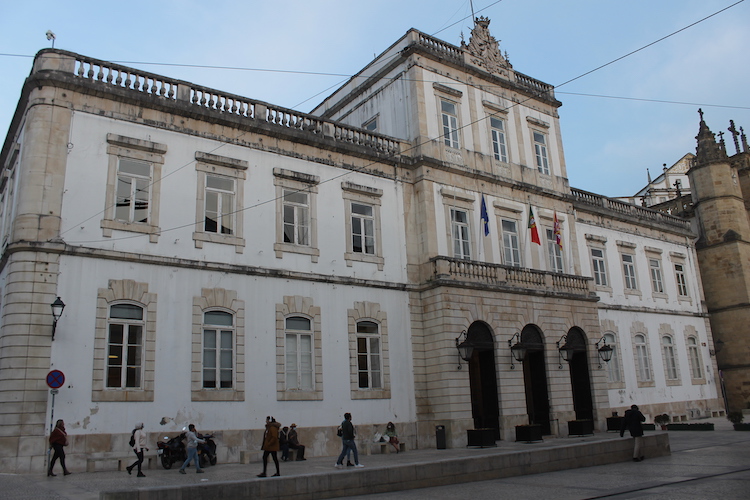 Rádio Regional do Centro: CM Coimbra destina 319 mil euros para o Fundo Municipal de Emergência Social