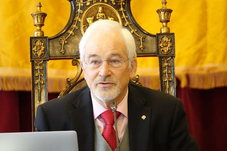 Rádio Regional do Centro: Extremismos e populismo são combatidos com acções – presidente da Câmara de Coimbra