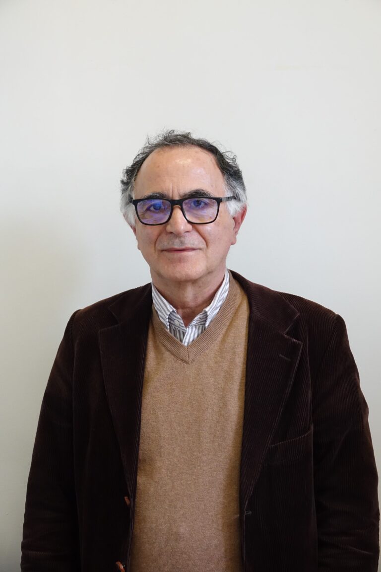 Rádio Regional do Centro: Francisco Paz assume programação do Convento São Francisco