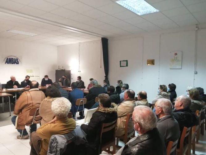 Rádio Regional do Centro: Eiras e São Paulo de Frades reuniram para discutir sobre prédio no Bairro do Ingote