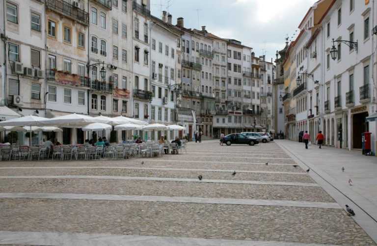 Rádio Regional do Centro: Feira de Artesanato Urbano de amanhã cancelada