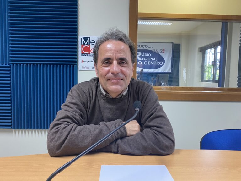 Rádio Regional do Centro: Praça da República – Entrevista a Amílcar Falcão Rádio Regional do Centro: Praça da República – Entrevista a Amílcar Falcão