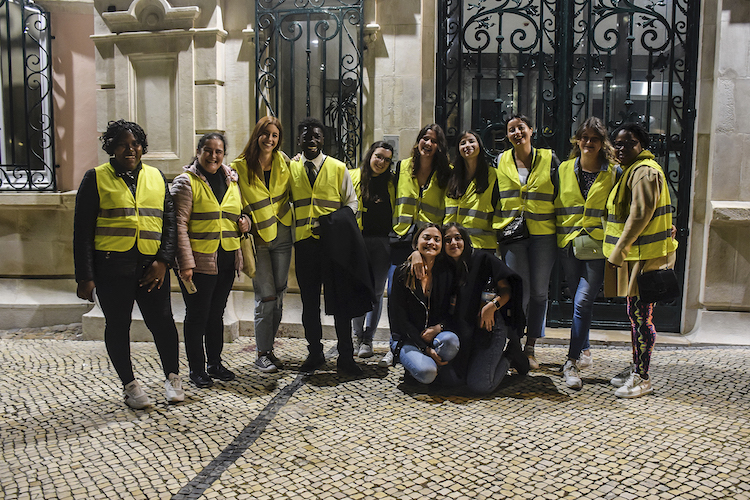 Rádio Regional do Centro: ESEnfC aconselha estudantes a evitar perigo nas noites da Queima das Fitas