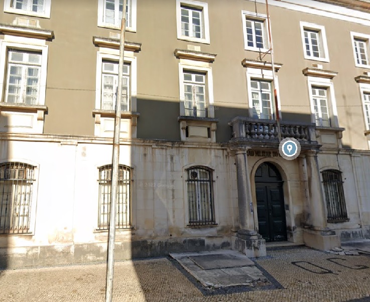 Rádio Regional do Centro: Coimbra quer receber no ex-Quartel General o Tribunal Central Administrativo