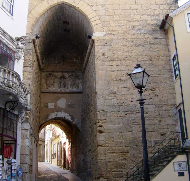 Rádio Regional do Centro: Coimbra: Acesso gratuito à Torre de Almedina e ao Centro de Arte Contemporânea