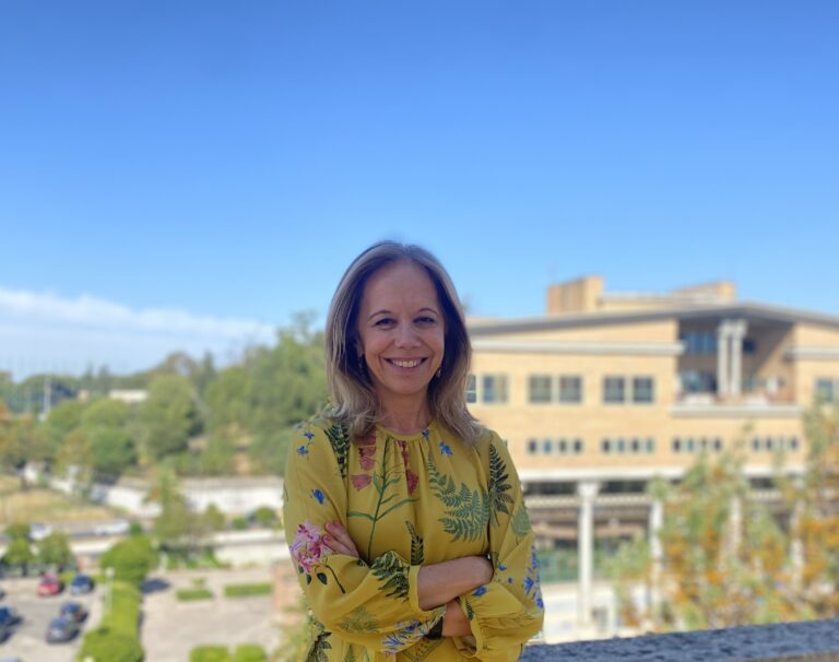 Rádio Regional do Centro: Praça da República – Entrevista a Isabel Capeloa Gil