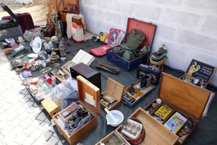 Rádio Regional do Centro: Feira de Velharias de Coimbra muda temporariamente para a Via Central