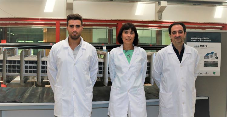 Rádio Regional do Centro: UC cria dispositivo inovador para produção de energia a partir das ondas