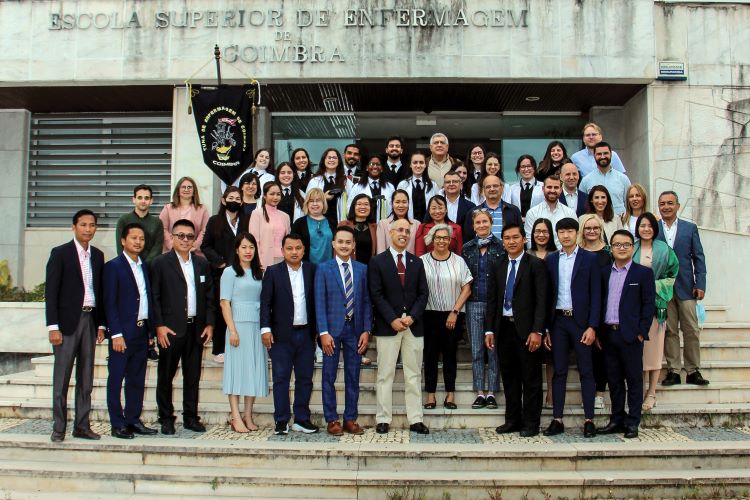 Rádio Regional do Centro: Docentes de Enfermagem do Cambodja e do Vietname testam modelo de ensino em Coimbra