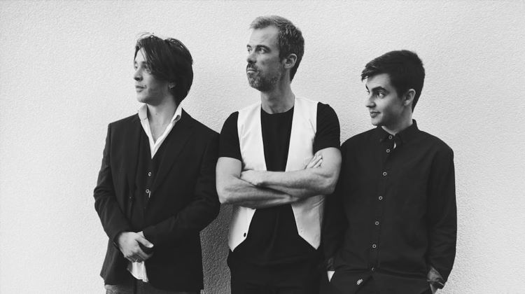 Rádio Regional do Centro: Trio Bruno Santos apresenta-se nas Escadas do Quebra-Costas