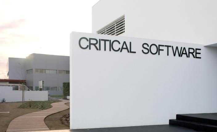 Rádio Regional do Centro: Critical Software faz parte de consórcio para ajudar a limpar o Espaço
