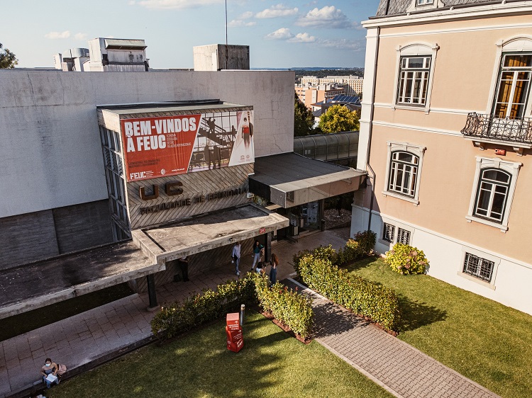 Rádio Regional do Centro: UC: Faculdade de Economia inicia ano lectivo com quatro semanas de actividades