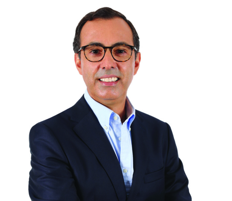 Rádio Regional do Centro: Praça da República – Entrevista a Luís Antunes