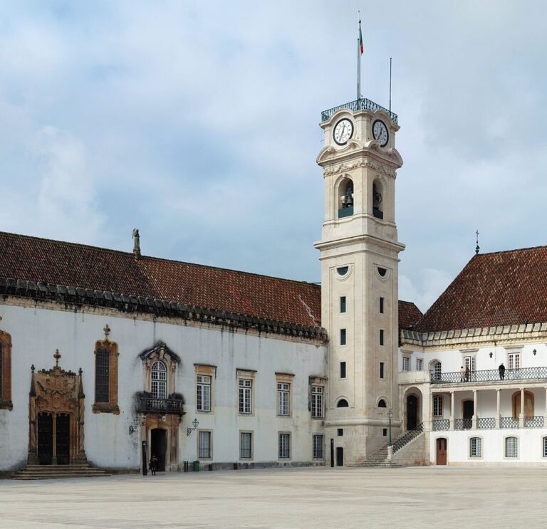 Rádio Regional do Centro: Reitor da Universidade de Coimbra defende reforma global da oferta pedagógica