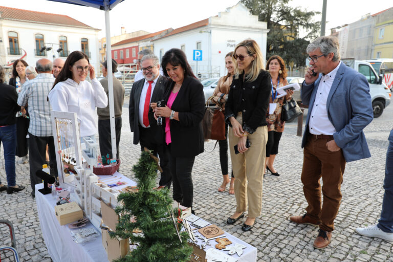 Rádio Regional do Centro: Cantanhede: Feiras d’Outono levaram milhares à Praça Marquês de Marialva