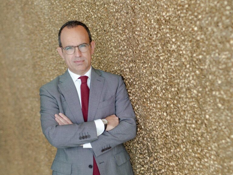 Rádio Regional do Centro: Ministro da Cultura visita projectos culturais em Lisboa, Leiria e Coimbra