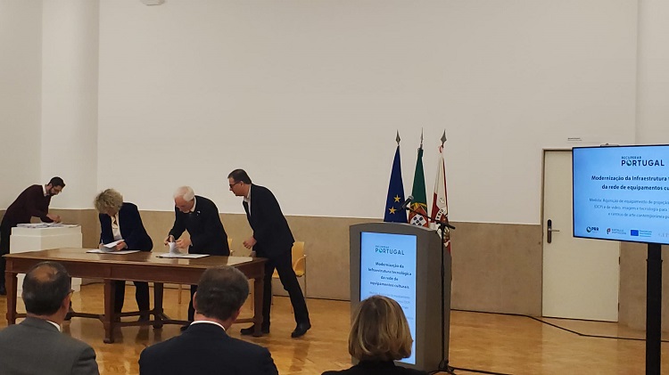 Rádio Regional do Centro: Coimbra beneficia de cerca de 1 milhão do PRR para equipamentos culturais