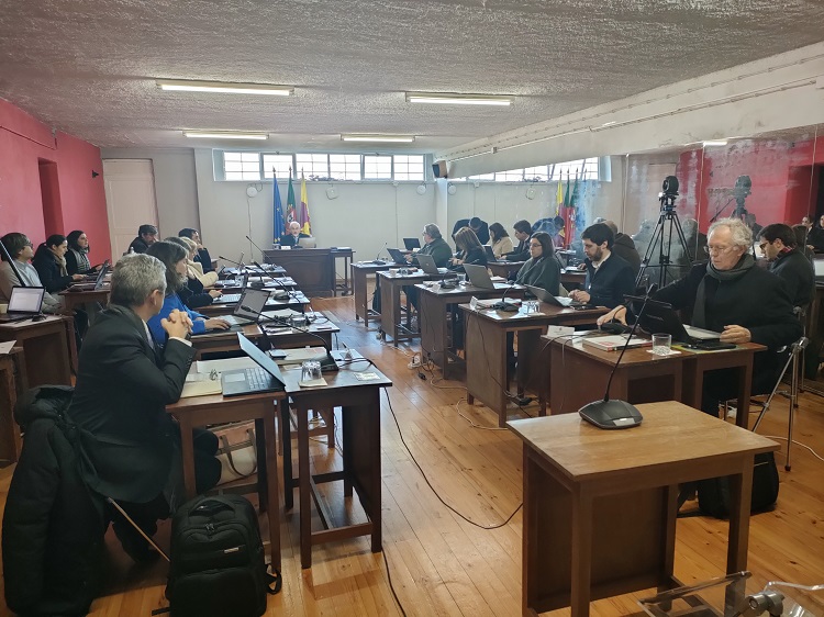 Rádio Regional do Centro: Câmara de Coimbra aprova moção do PS para reforço orçamental na juventude
