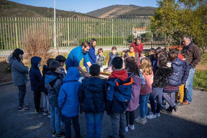 Rádio Regional do Centro: Alunos da Escola Sede de Pampilhosa da Serra reabrem Restaurante para Polinizadores