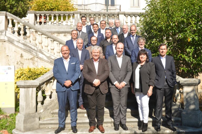 Rádio Regional do Centro: CIM de Coimbra e Cávado exigem “justa renumeração” de energias renováveis