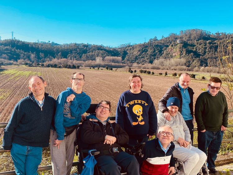 Rádio Regional do Centro: Associação de Paralisia Cerebral de Coimbra com obras de artistas em Sever do Vouga
