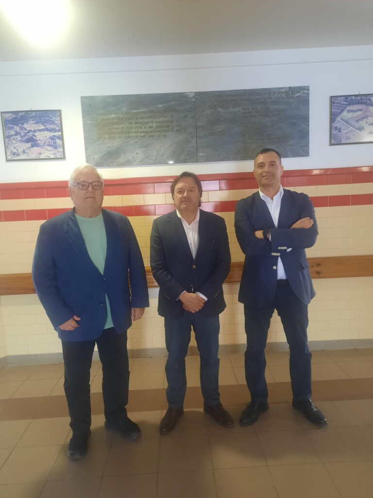 Rádio Regional do Centro: Presidente do ISEC Mário Velindro visitou Fundação ADFP