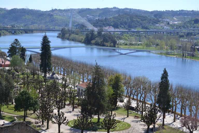 Rádio Regional do Centro: Coimbra: Câmara multa empreiteiro em 629 mil euros por atrasos no Parque da Cidade