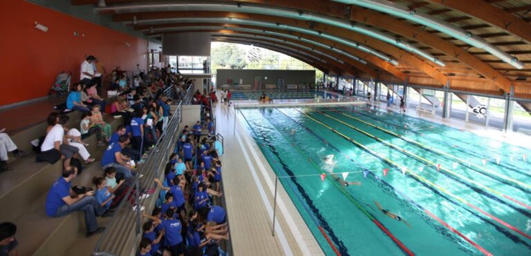Rádio Regional do Centro: Piscinas Municipais Luís Lopes da Conceição entraram hoje em pleno funcionamento