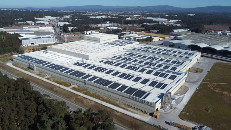 Rádio Regional do Centro: Inaugurada Central Fotovoltaica para Autoconsumo da Revigrés