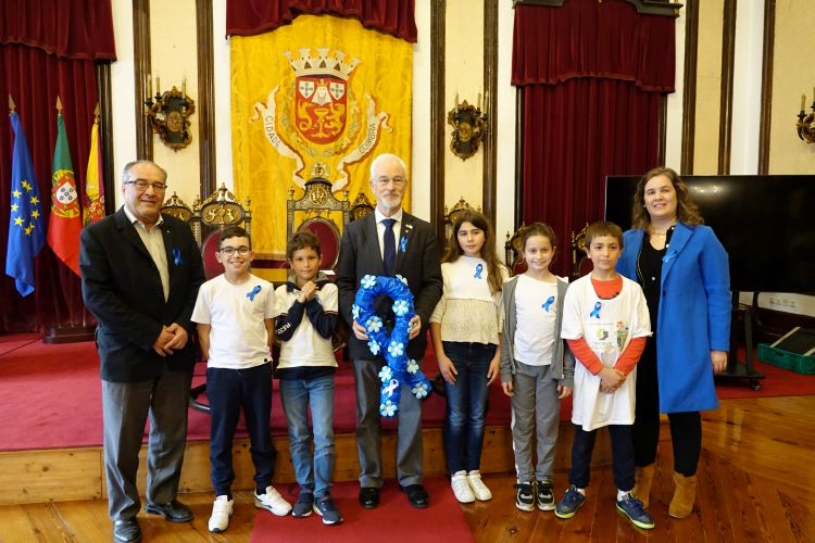 Rádio Regional do Centro: Coimbra associa-se ao mês da prevenção dos maus-tratos a crianças e jovens