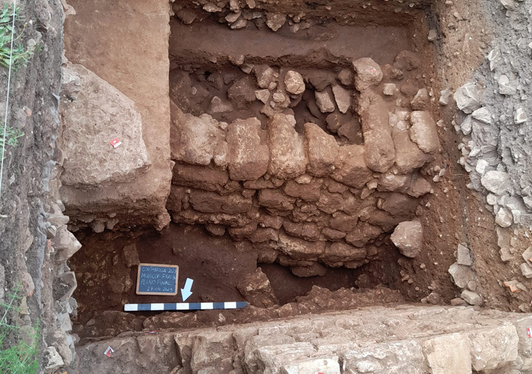 Rádio Regional do Centro: Condeixa: Enterramentos infantis e muralha pré-romana descobertos em Conímbriga