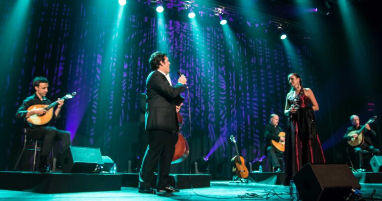 Rádio Regional do Centro: Fado ao Centro leva Fado Cruzado à Roménia