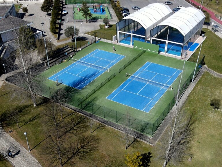 Rádio Regional do Centro: Oliveira do Bairro promove troféu e cursos de ténis e padel