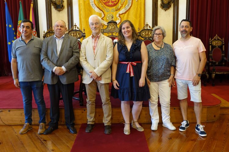 Rádio Regional do Centro: Coimbra fortalece compromisso social com protocolos e Rede de Equipas de Rua