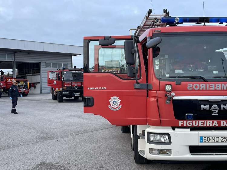 Rádio Regional do Centro: Figueira da Foz: Santana Lopes exige resolução do problema dos Bombeiros Sapadores