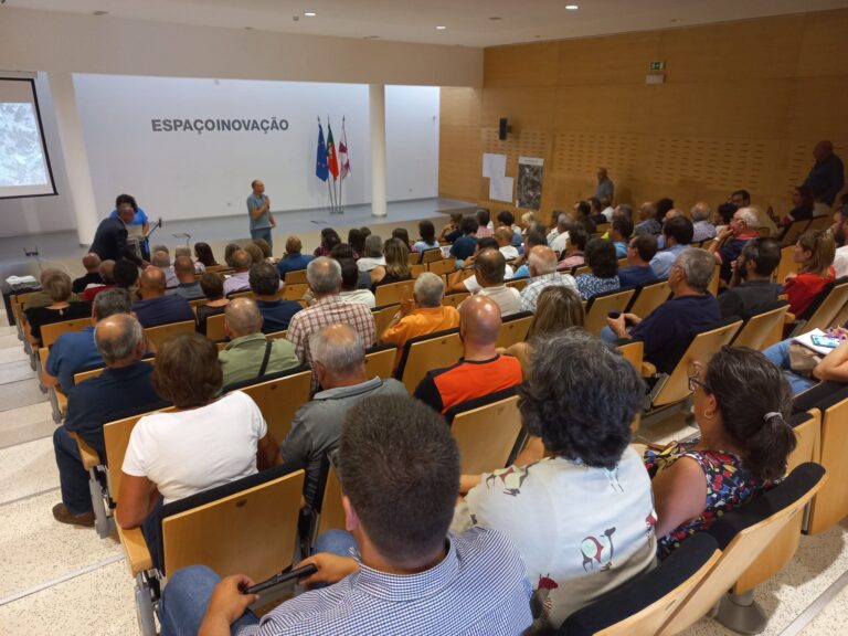 Rádio Regional do Centro: Oliveira do Bairro: sessão de esclarecimento sobre Linha de Alta Velocidade