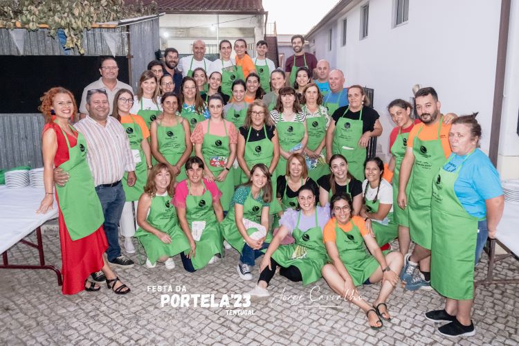 Rádio Regional do Centro: Festas da Portela terminaram com megajantar convívio